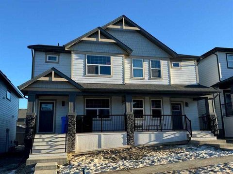 Photo of 72 Veranda Boulevard SW, Calgary, AB T2Y 0S7 (MLS # A2245601) Photo of 72 Veranda Boulevard SW, Calgary, AB T2Y 0S7 (MLS # A2245601)