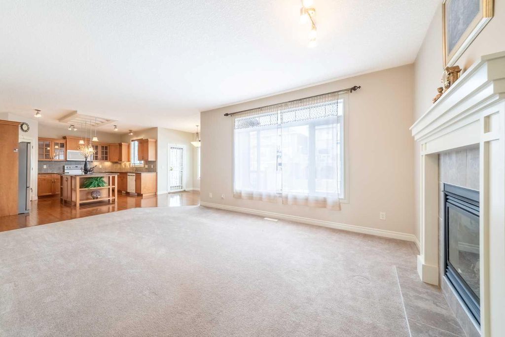 Photo of 107 Panatella Close NW, Calgary, AB T3K 6C6 (MLS # A2293658)