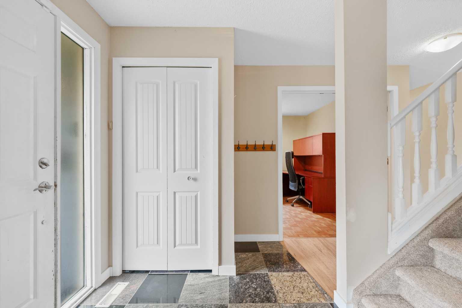 256 Scenic Way NW