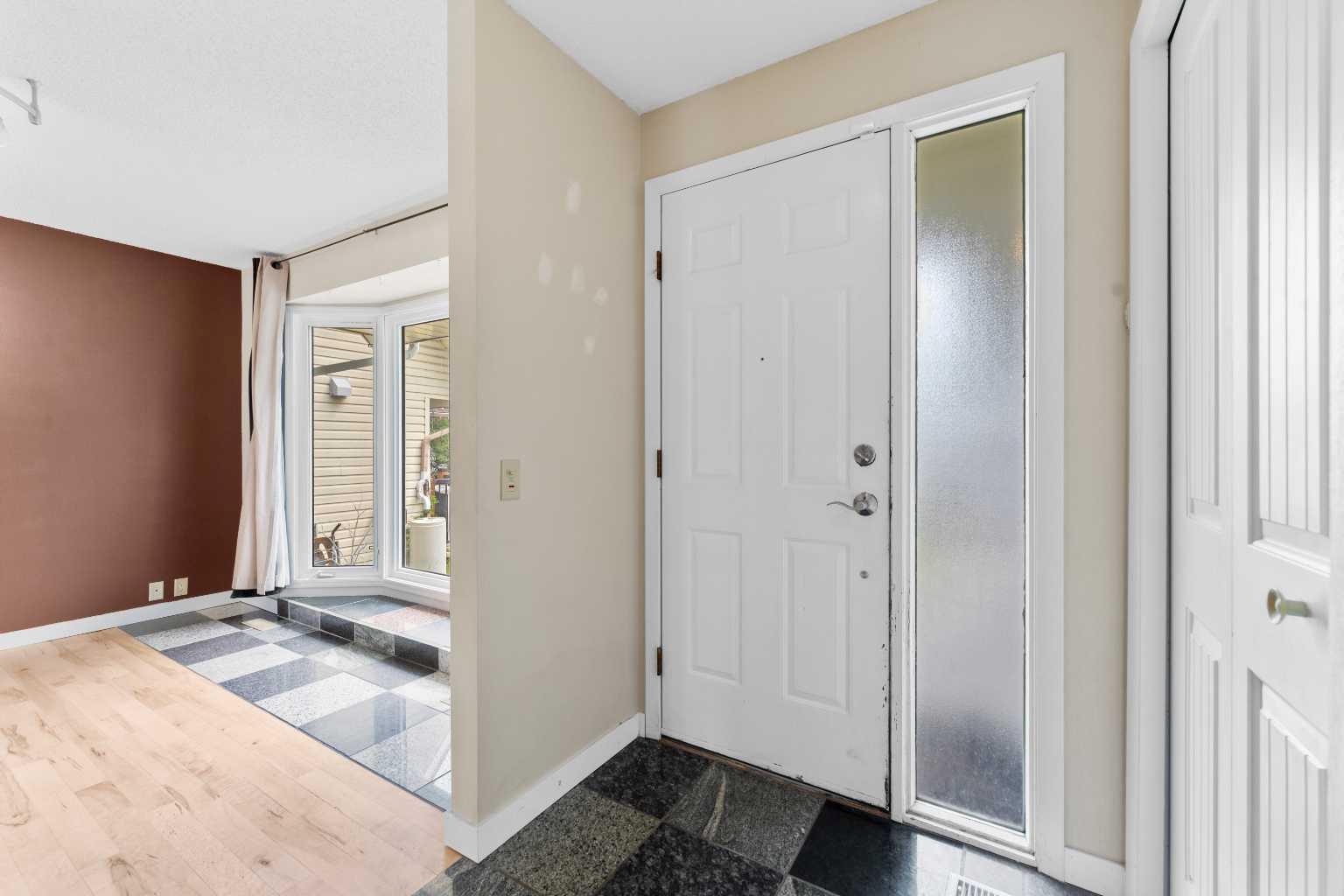 256 Scenic Way NW