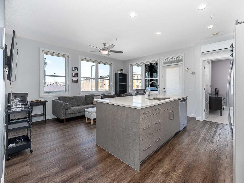 80 Greenbriar Place NW 1202