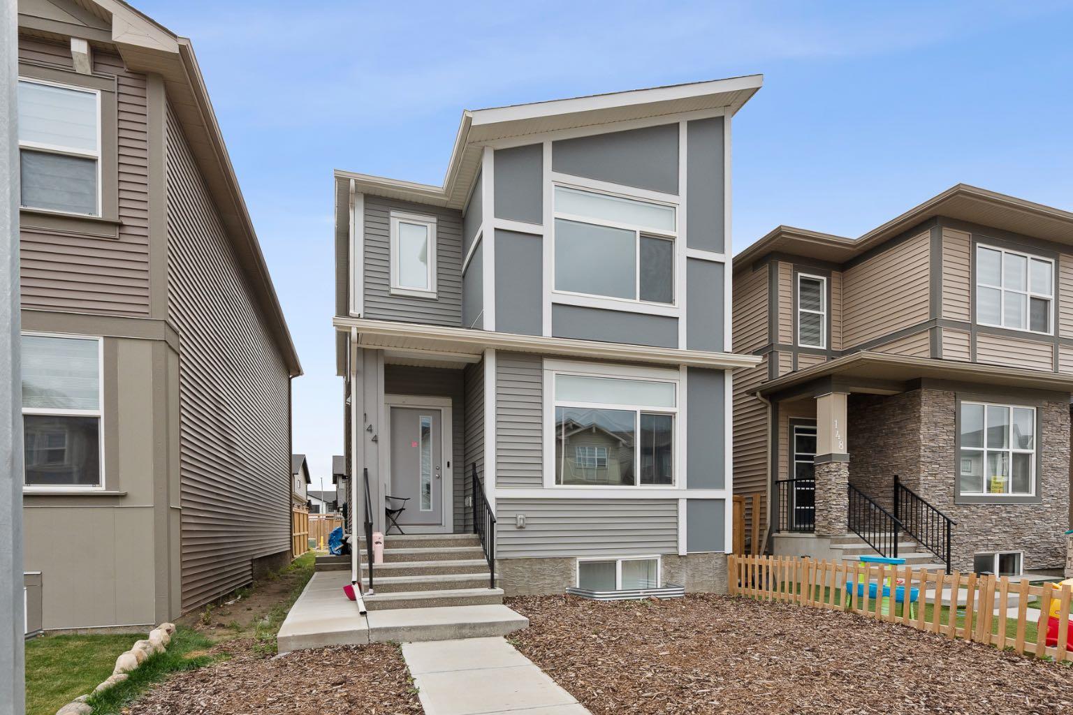 144 Belvedere Green SE