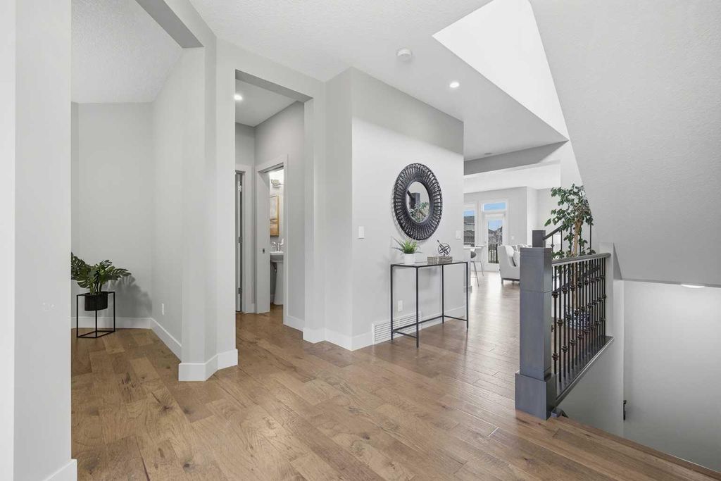 Photo of 86 Panton View NW, Calgary, AB T3K 0X6 (MLS # A2304408)
