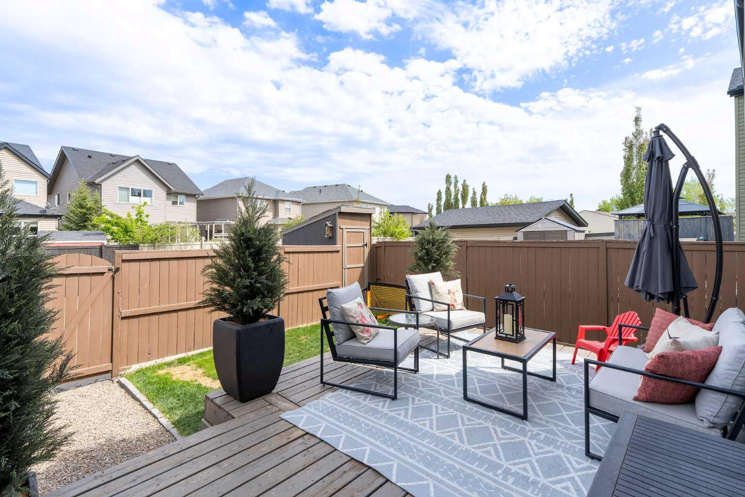 24 Copperpond Road SE