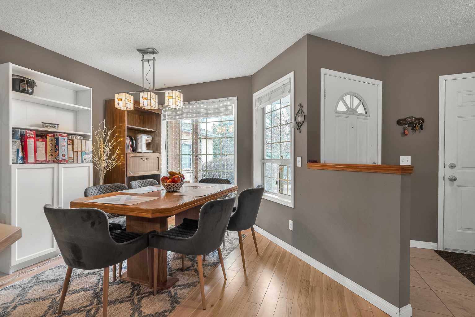 250 Scenic Acres Terrace NW