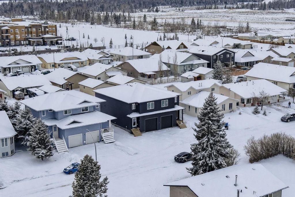 Photo of 609A 5 Avenue SW, Sundre, AB T0M 1X0 (MLS # A2293360)