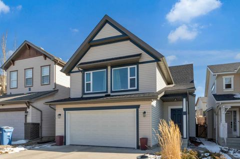 Photo of 24 Evansbrooke Point NW, Calgary, AB T3P 1G9 (MLS # A2306461)