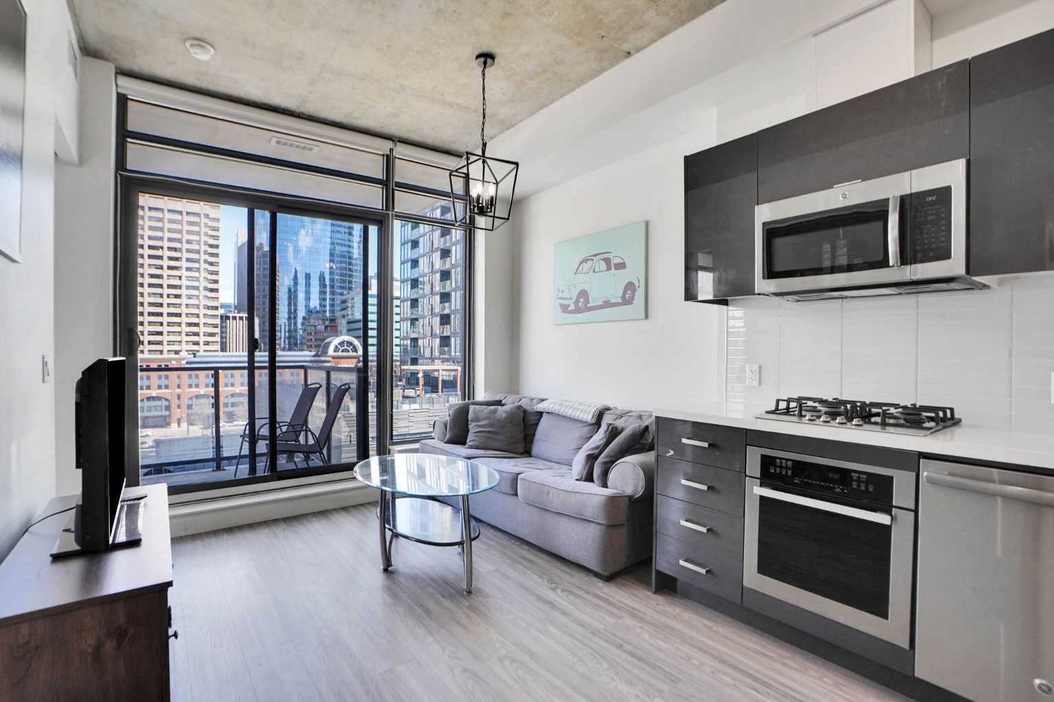 1010 6 Street SW 605