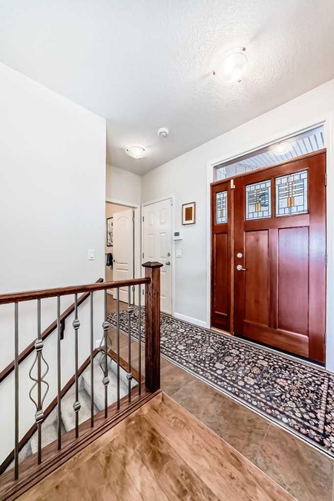 5 Bridle Estates Road SW