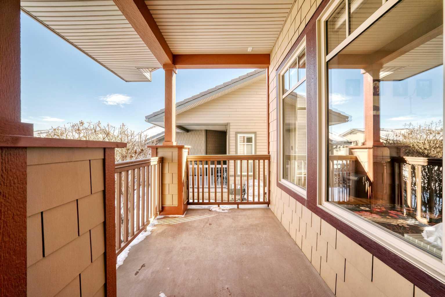 5 Bridle Estates Road SW