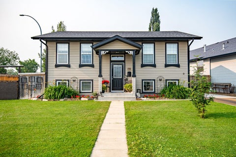 Photo of 44 Duncan Street, Penhold, AB T0M 1R0 (MLS # A2332431)