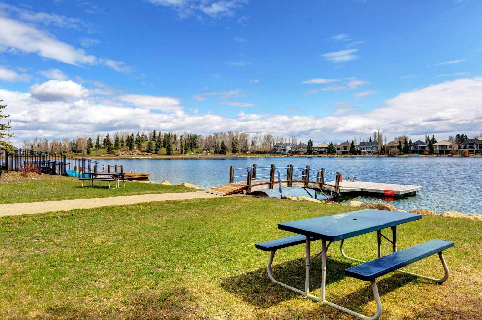 332 Chapala Point SE