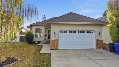 Photo of 110 Ainsworth Crescent, Red Deer, AB T4R 3B1 (MLS # A2348656)