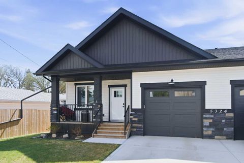 Photo of 5324 49 Avenue #3, Lacombe, AB T4L 1S6 (MLS # A2291173)