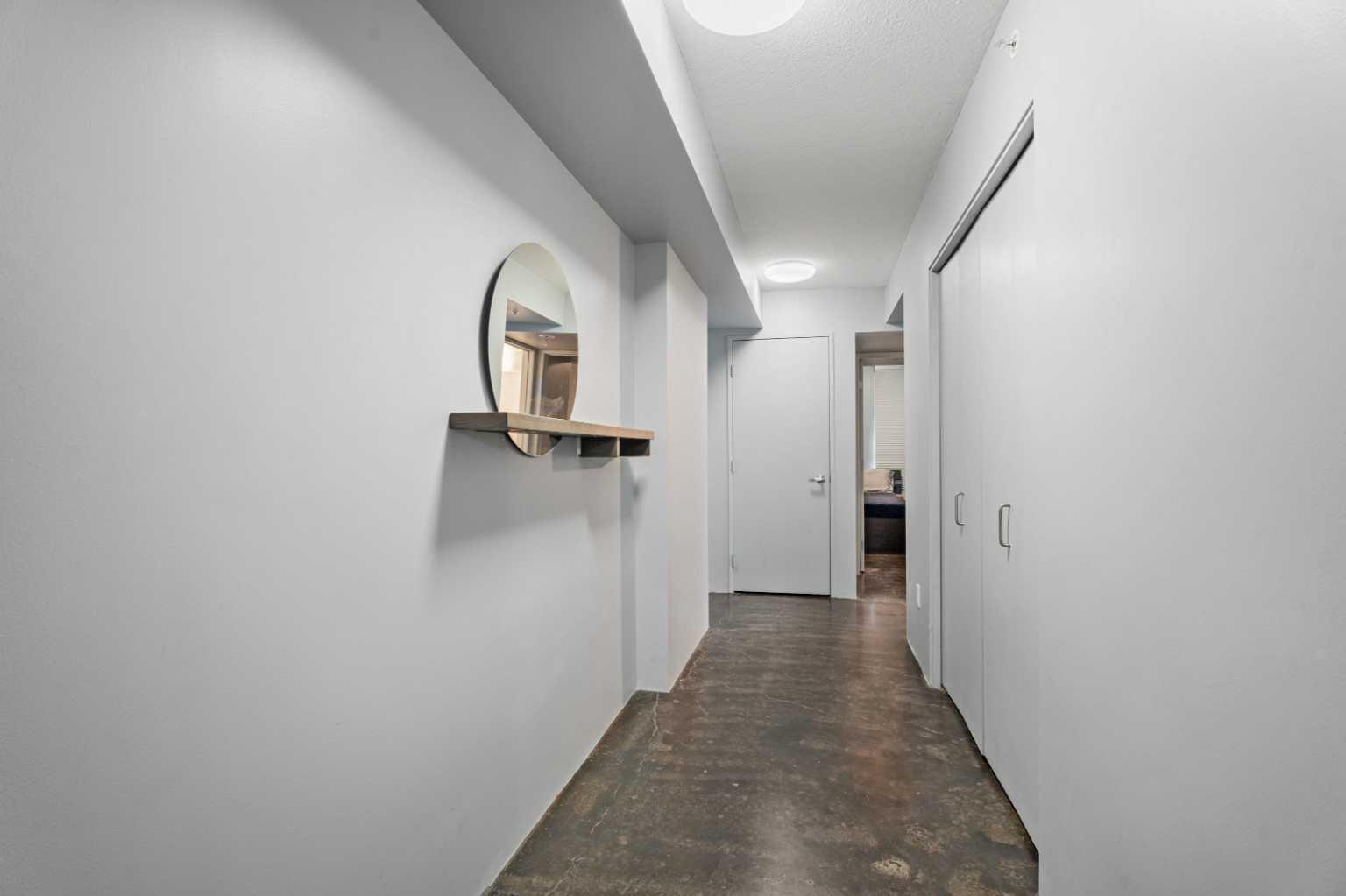 188 15 Avenue SW 404