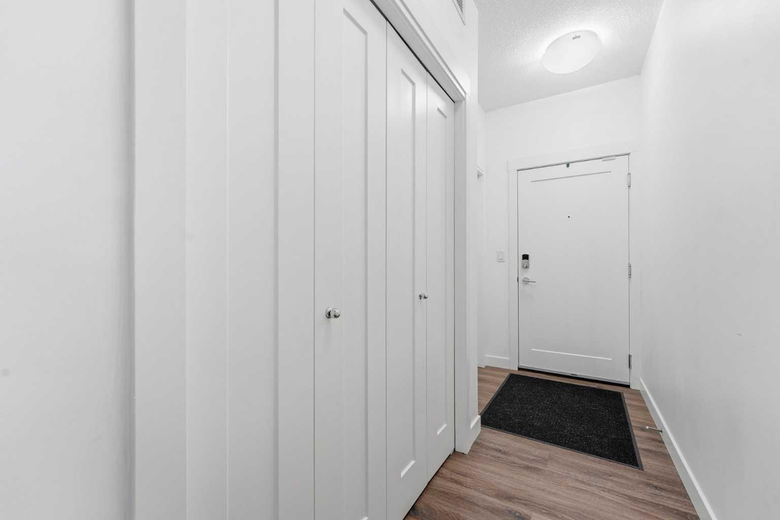 300 Auburn Meadows Common SE 206