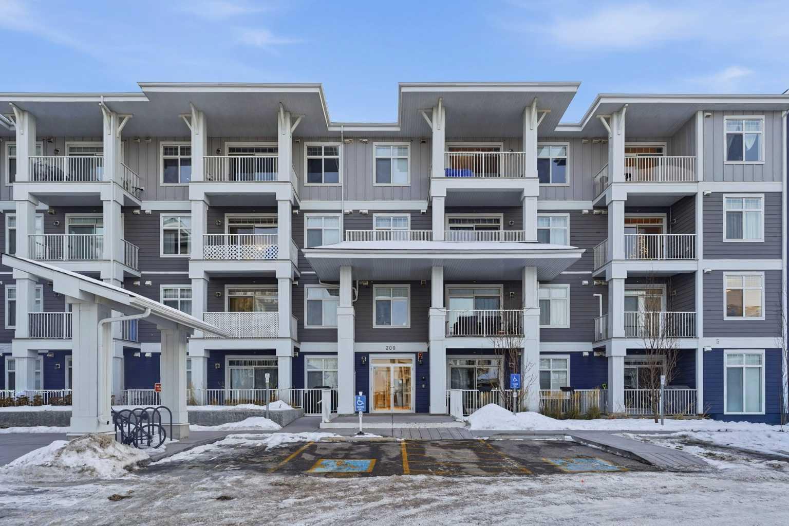 300 Auburn Meadows Common SE 206