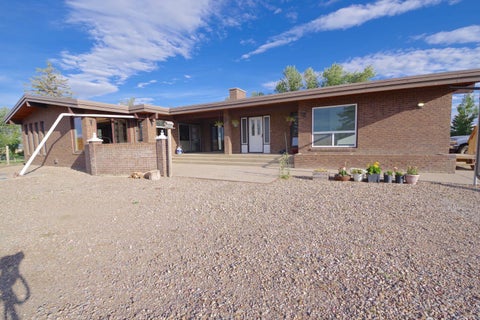 Photo of 95005 Range Rd 154, Taber, AB, Rural Taber, M.D. of, AB T0K 1X0 (MLS # A2342774)