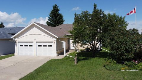 Photo of 1834 10 Avenue, Wainwright, AB T9W 1L4 (MLS # A2326181)