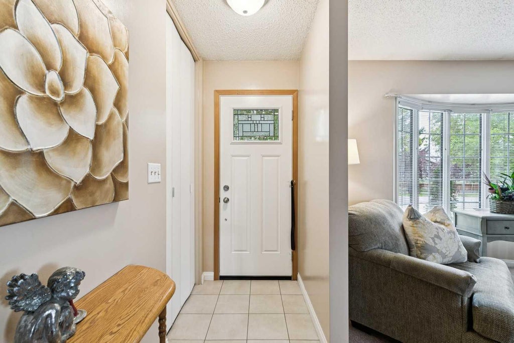 Photo of 4919 Marlborough Drive NE, Calgary, AB T2A 2Z4 (MLS # A2342658)