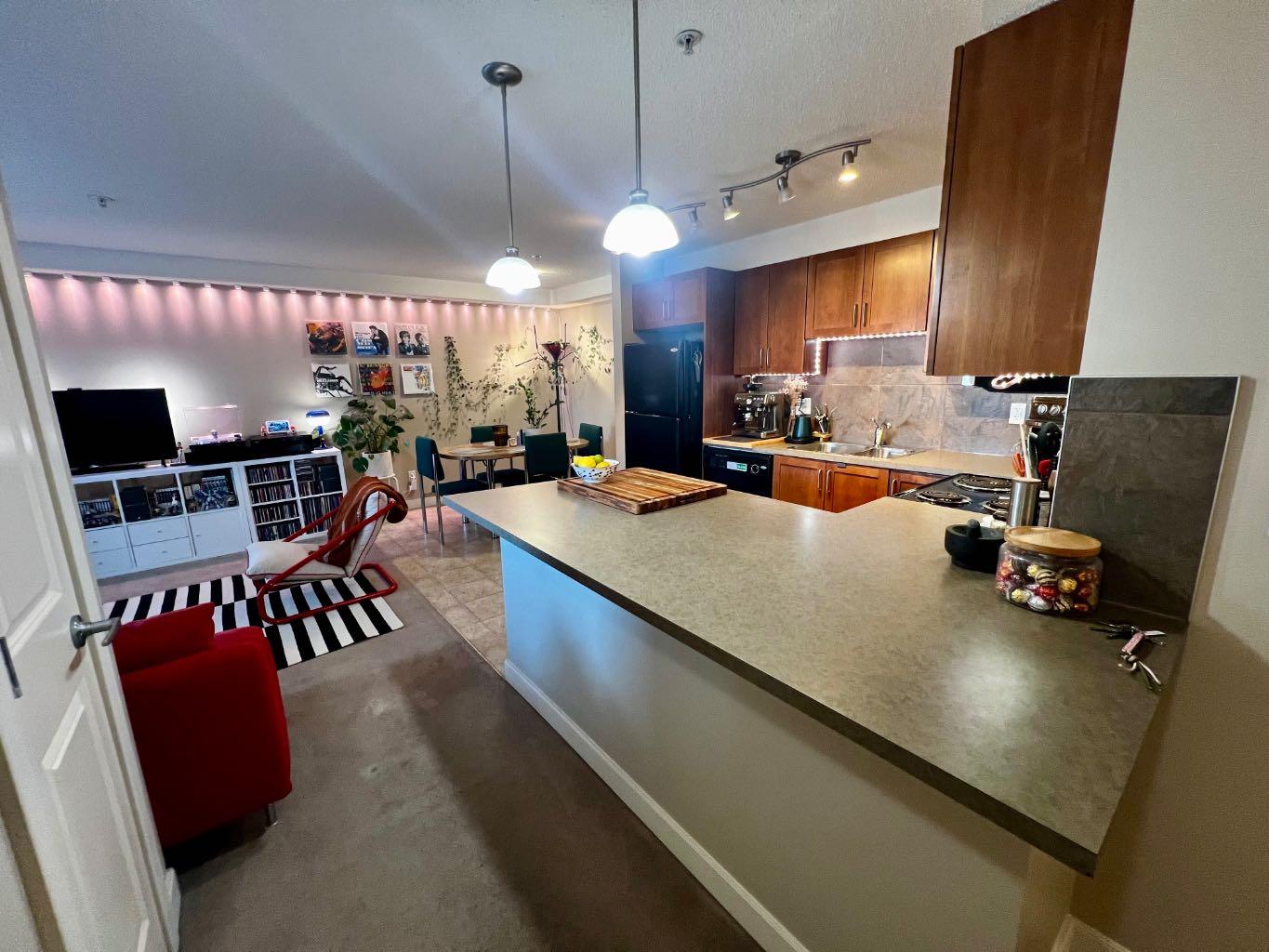 162 Country Village Circle NE 201