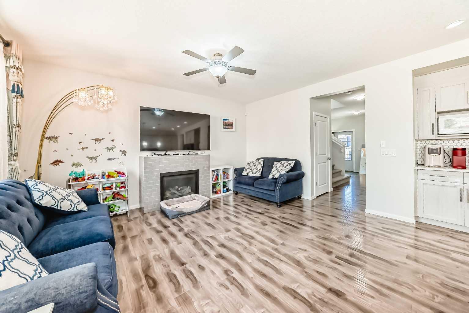 165 Nolanhurst Way NW