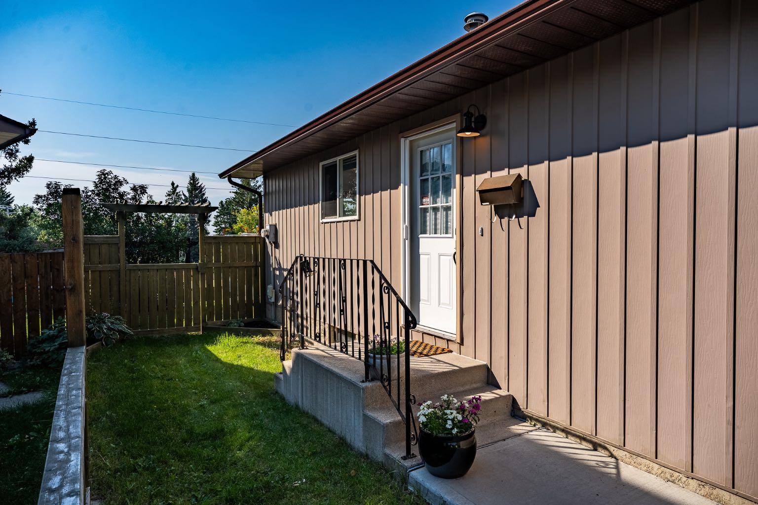36 Berkley Place NW