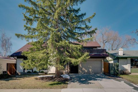 Photo of 12 Oakvale Place SW, Calgary, AB T2V 1H4 (MLS # A2304162)