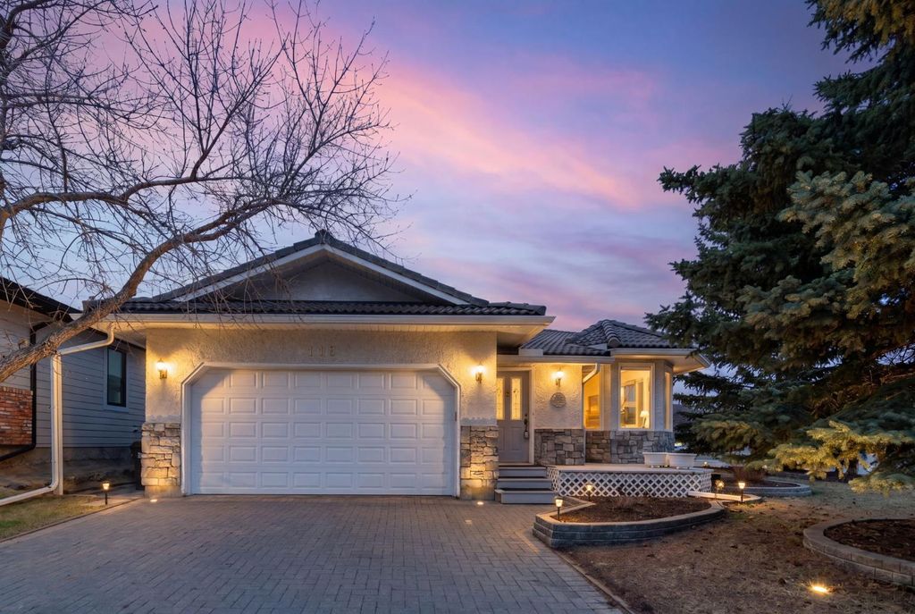 Photo of 118 Shawnee Place SW, Calgary, AB T2Y 1X1 (MLS # A2304625)