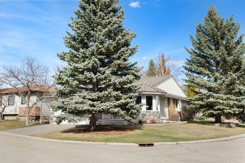 Photo of 118 Shawnee Place SW, Calgary, AB T2Y 1X1 (MLS # A2304625)