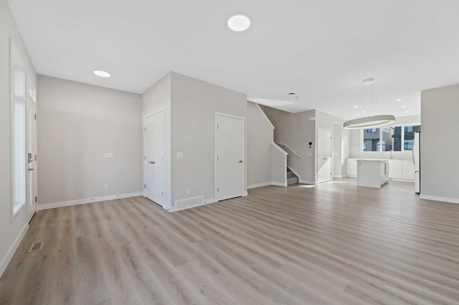 7051 Rangeview Avenue SE