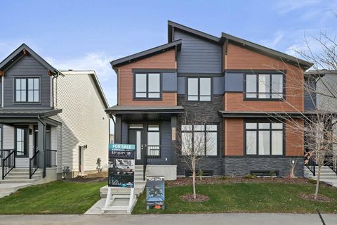 7051 Rangeview Avenue SE Calgary AB T3S 0R1
