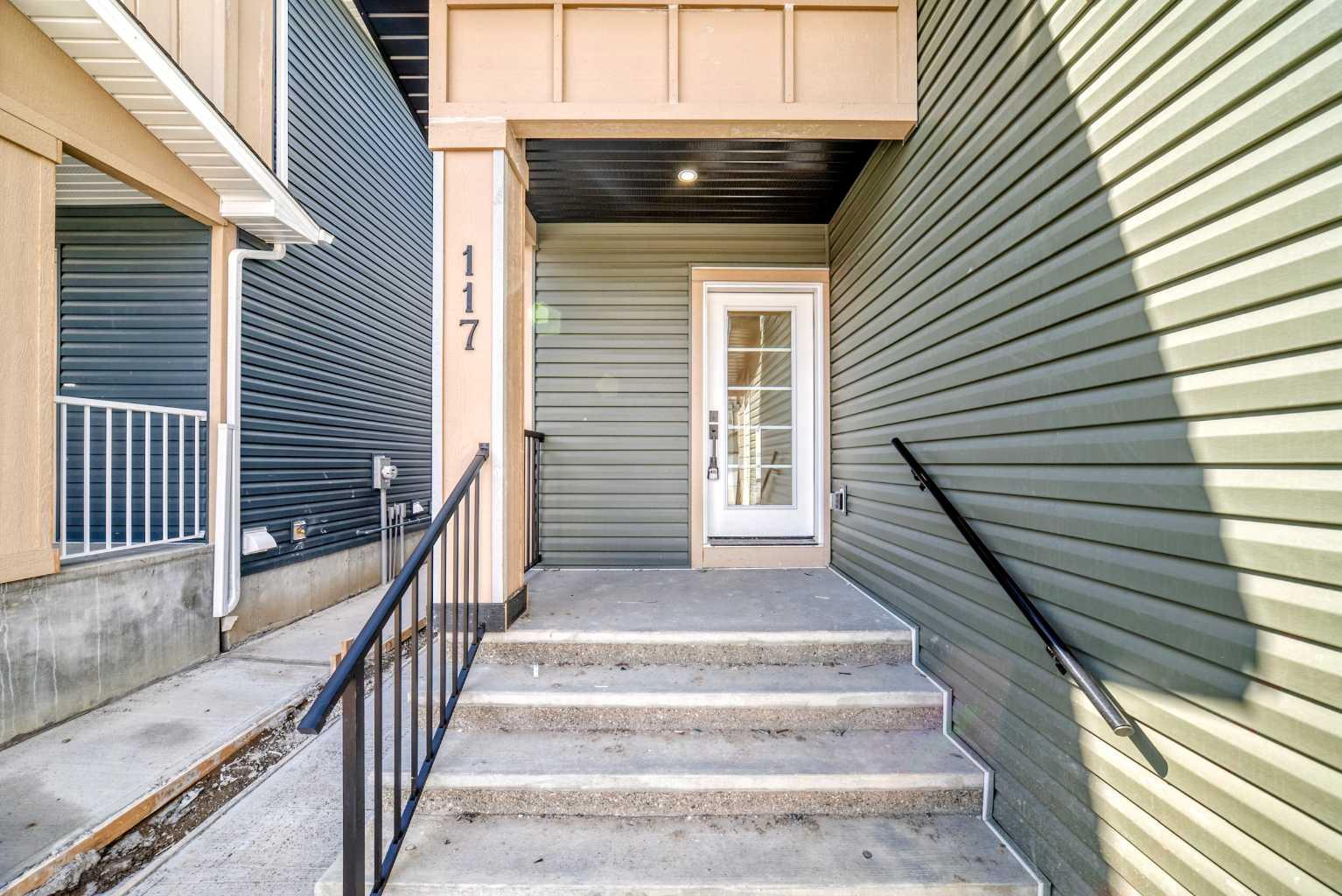 117 Baysprings Gardens SW