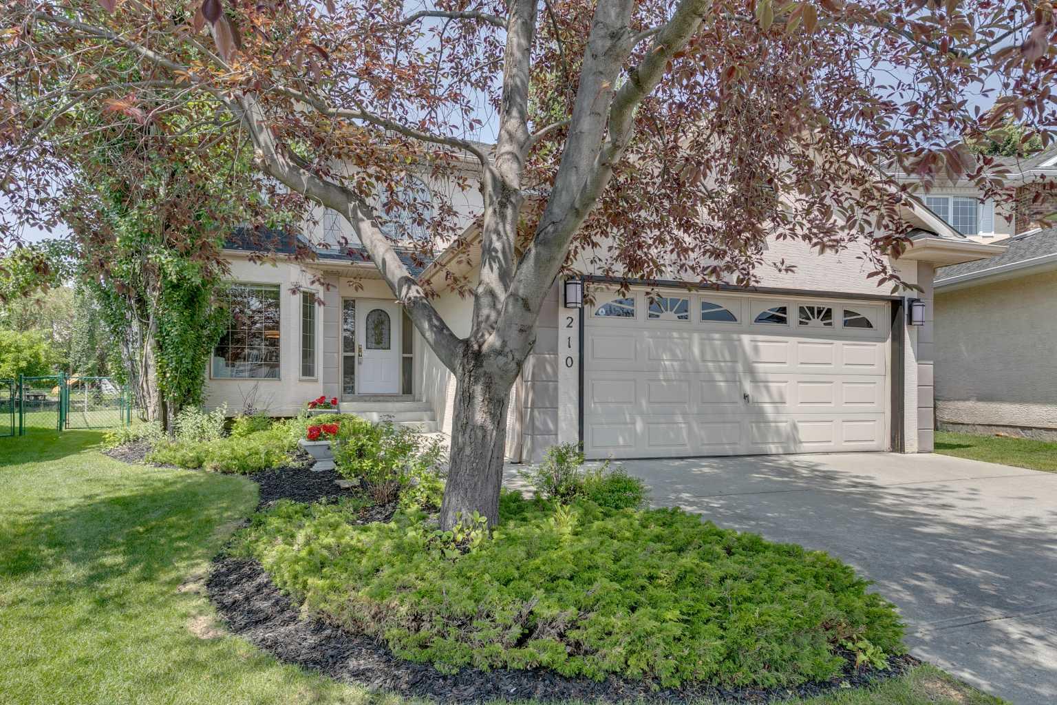 210 Sienna Park Court SW