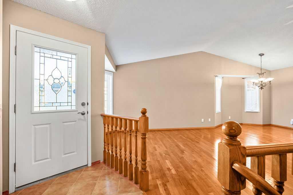 604 Riverside Drive NW