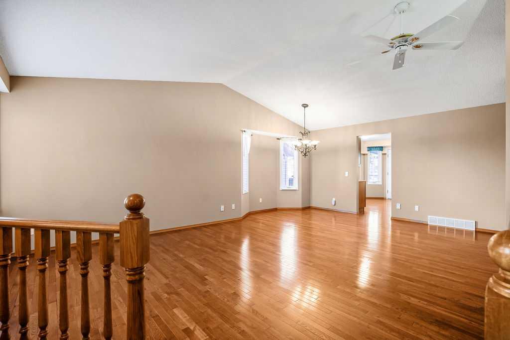 604 Riverside Drive NW