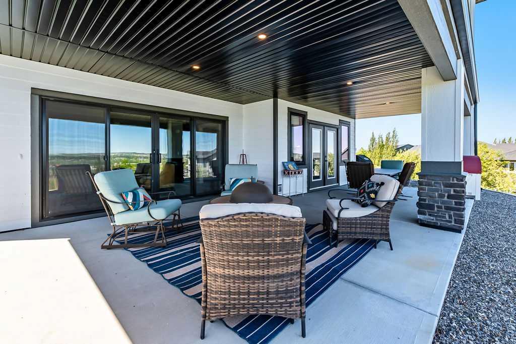 10 Westmount Point