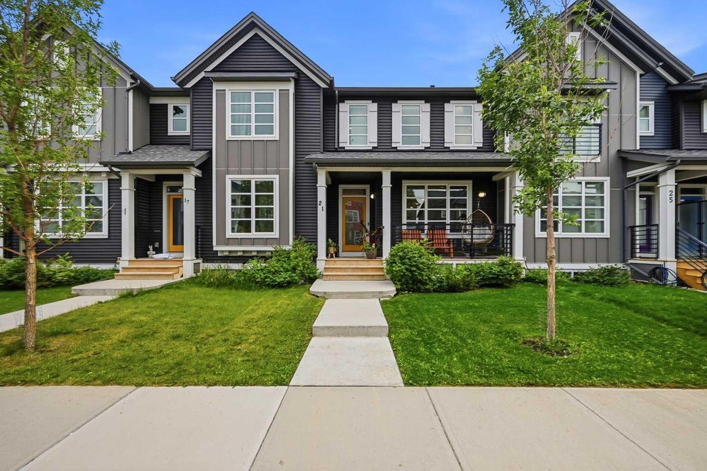 Photo of 21 Carringvue Link NW, Calgary, AB T3P 1K7 (MLS # A2325783)