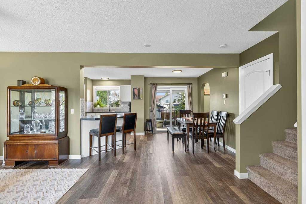 Photo of 70 Creek Springs Road NW, Airdrie, AB T4B 2V5 (MLS # A2328439)