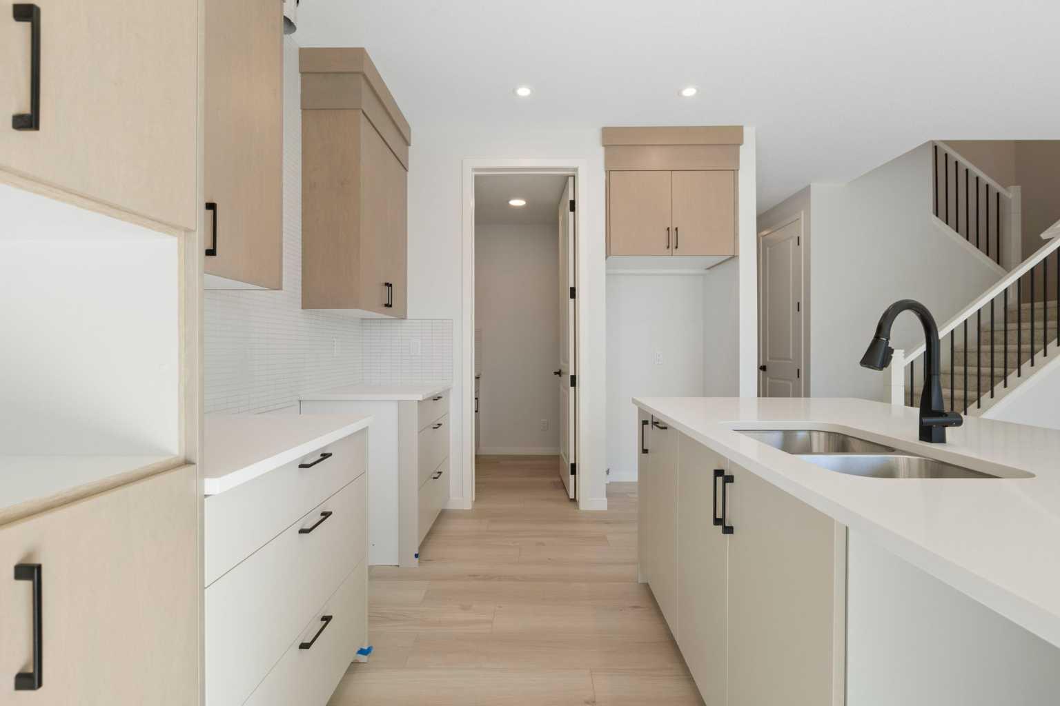 17 Marmot Passage NW