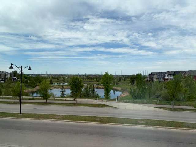 264 Auburn Bay Drive SE