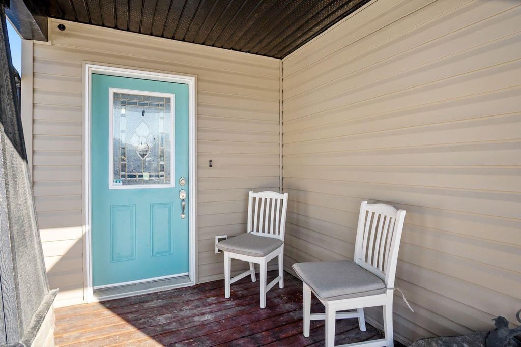 Photo of 2314 19 Avenue, Bowden, AB T0M 0K0 (MLS # A2292386)