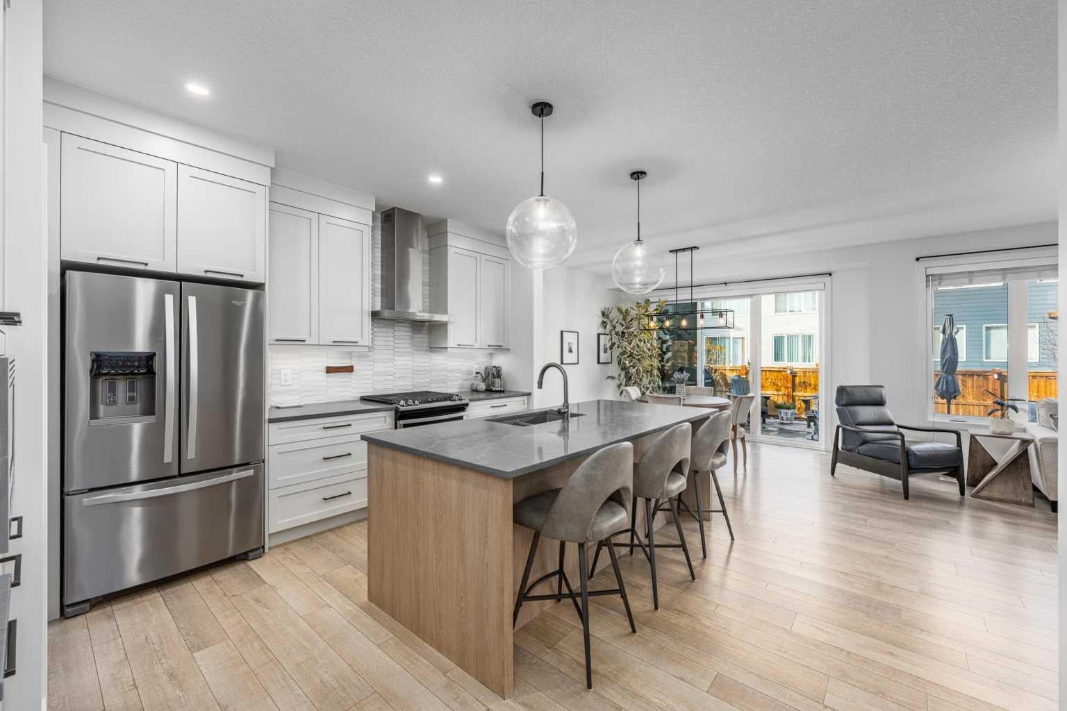 170 Legacy Glen Way SE