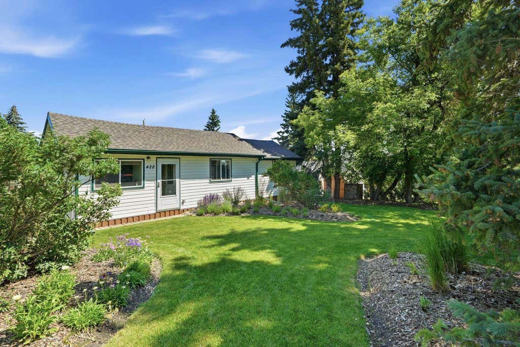 Photo of 422 Sunset Boulevard NW, Diamond Valley, AB T0L 2A0 (MLS # A2328738)
