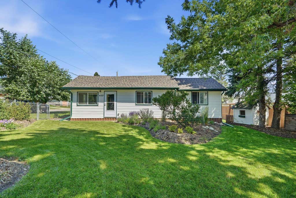 Photo of 422 Sunset Boulevard NW, Diamond Valley, AB T0L 2A0 (MLS # A2328738)