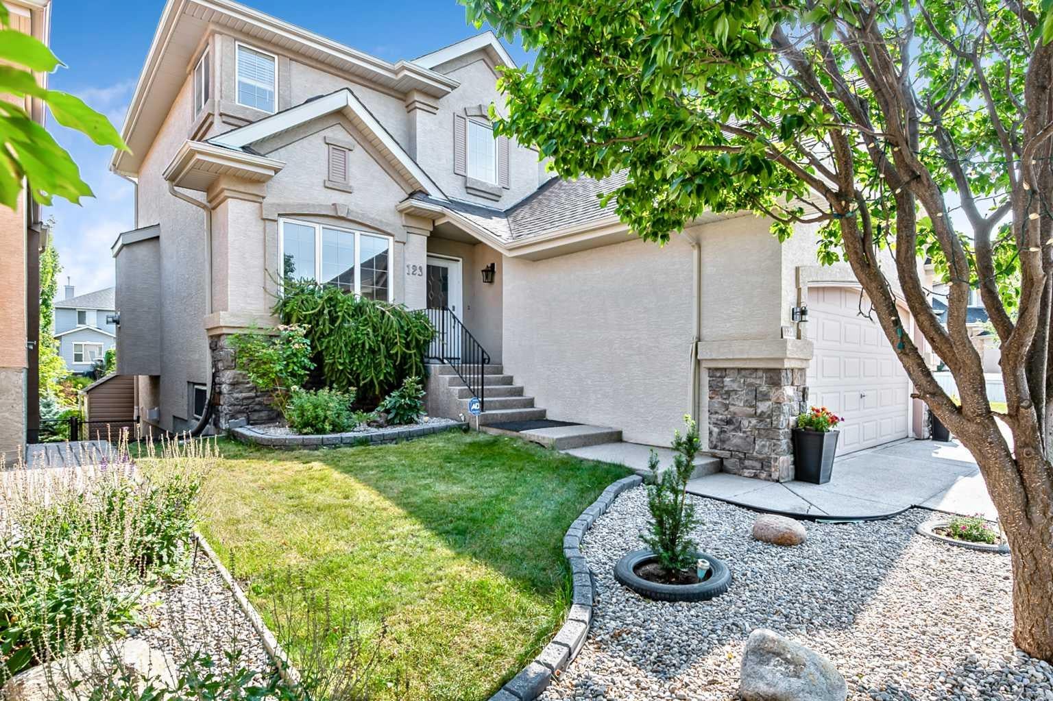 123 Cranwell Close SE