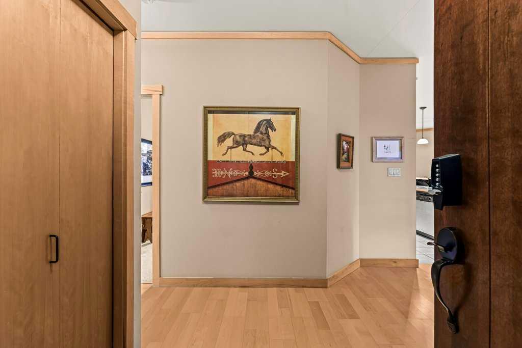 1040 Railway Avenue 204