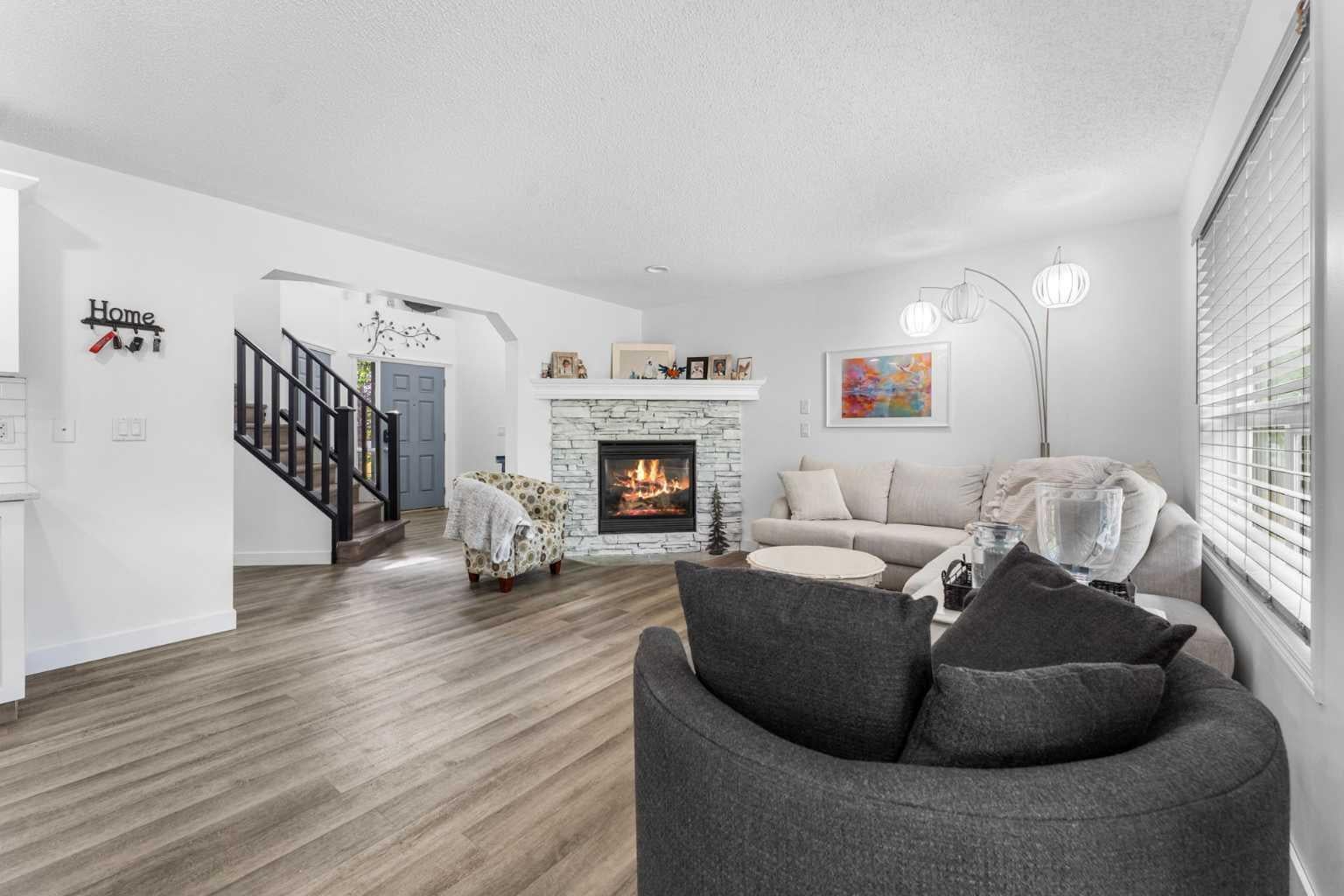 438 Auburn Bay Heights SE