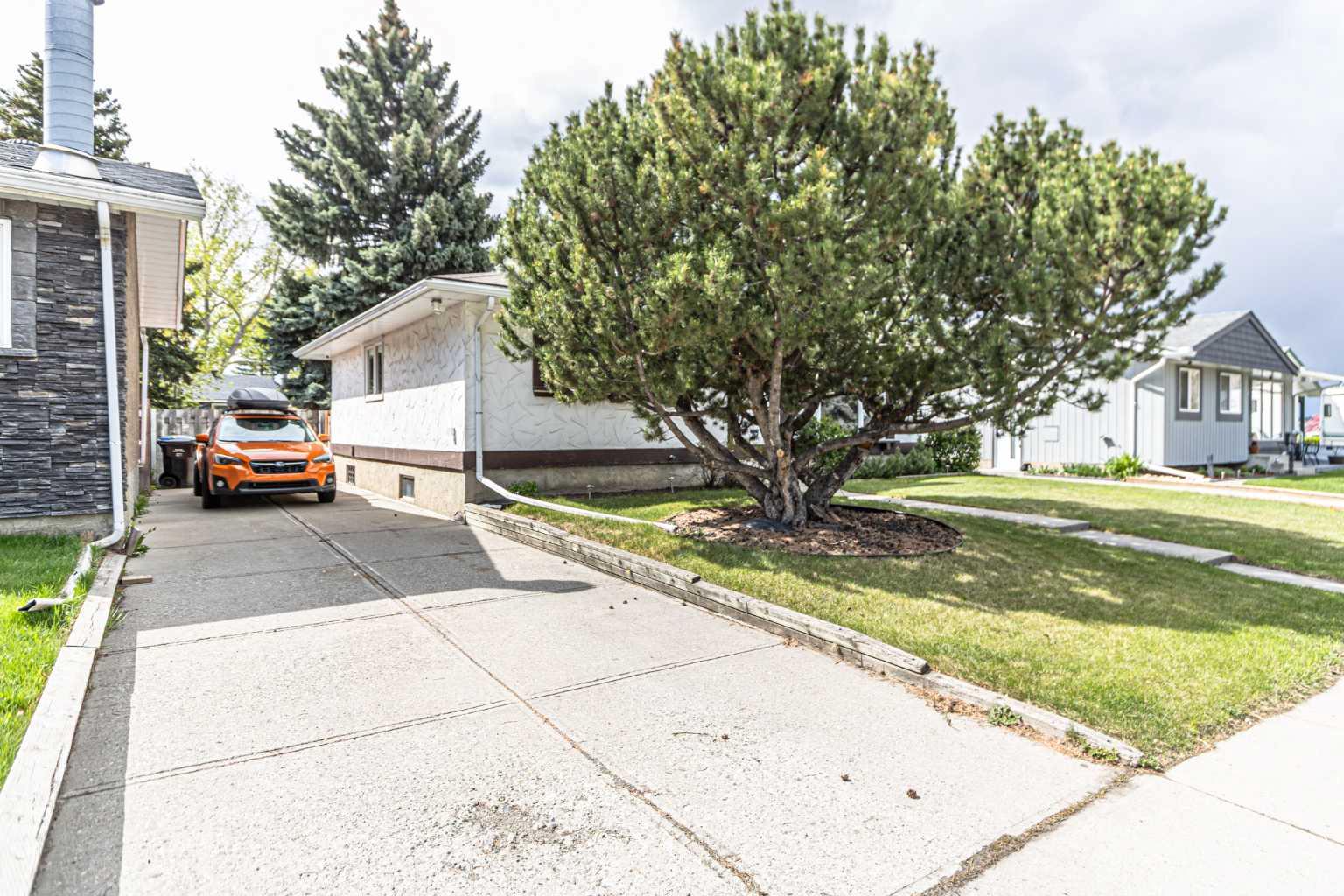 111 Lynnview Way SE