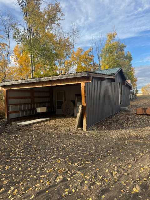 Range Road 222 913007